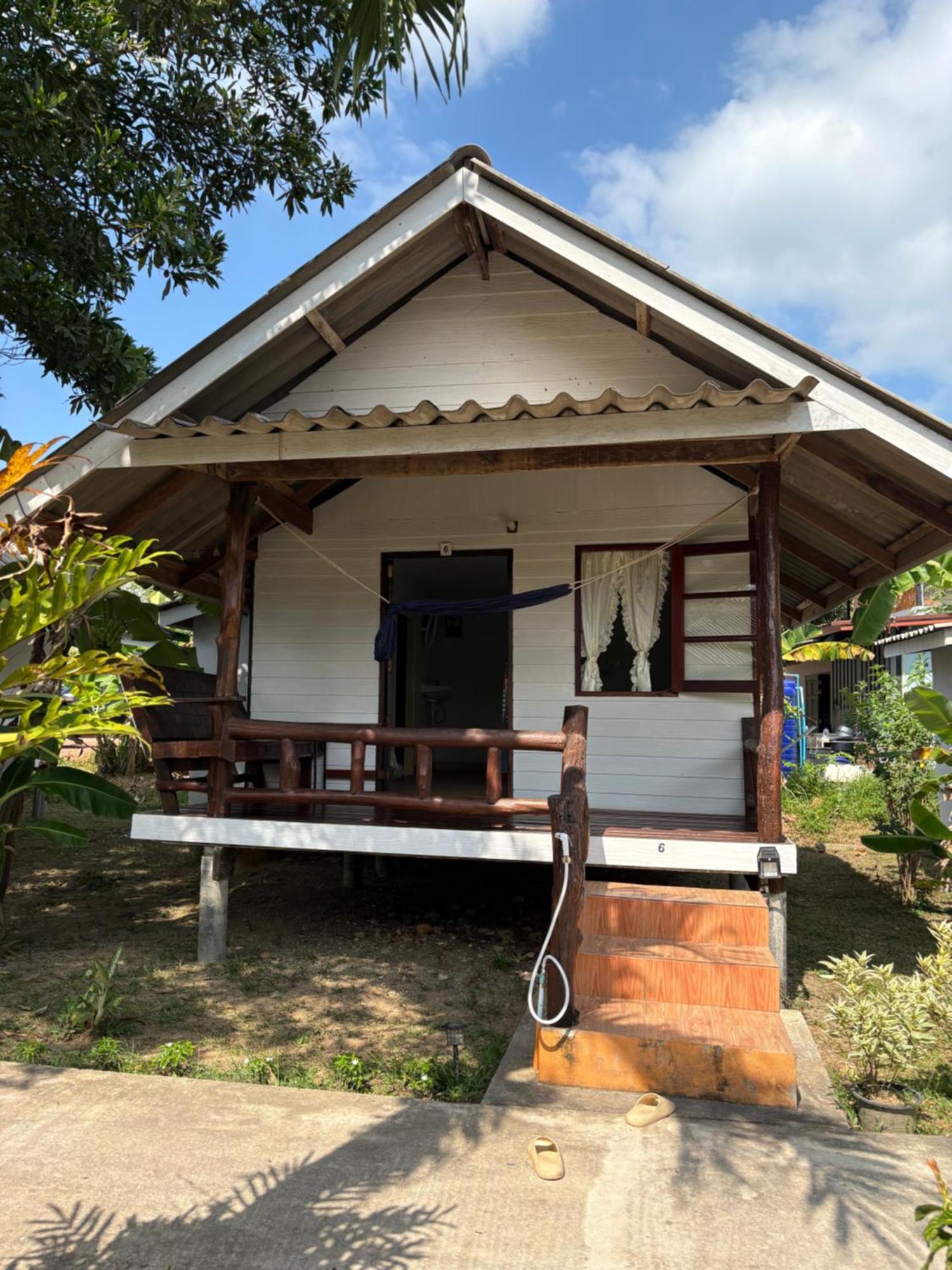 Pyramid Bangalow Ban Laem Sai Esterno foto